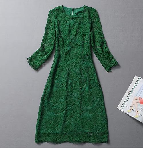 以产品与服务双轮驱动 BCBG、Chloe等外贸服装批发如何打动服装鞋帽消费者